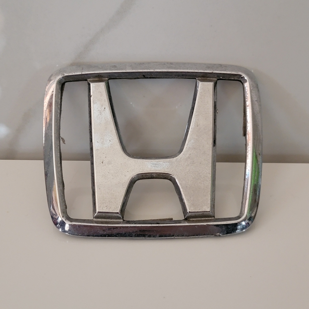 VINTAGE HONDA EMBLEM LOGO ACCORD TRUNK DECK LID 75701-SV4 94-97 ?????
